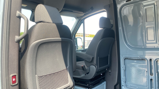 Mercedes-Benz Sprinter 319Cdi L2 Diesel Awd 3.5t H2 Pro Van 9G-Tronic - Image 27